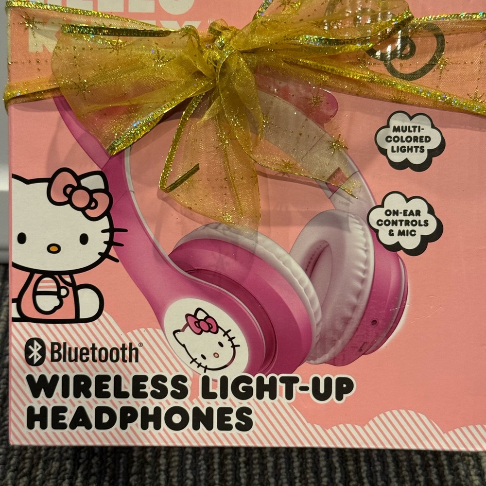 Hello Kitty Pink Bluetooth Headphones with Lights